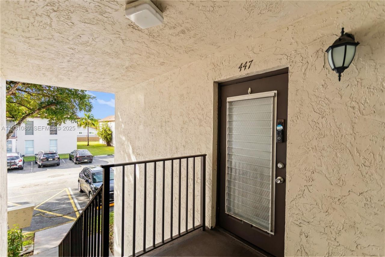 447 N Laurel, Unit 1906, Margate, FL 33063 Photo