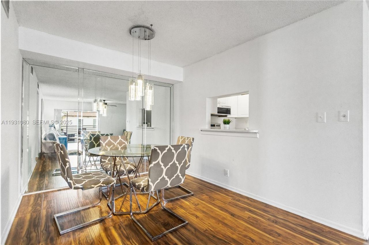 447 N Laurel, Unit 1906, Margate, FL 33063 Photo