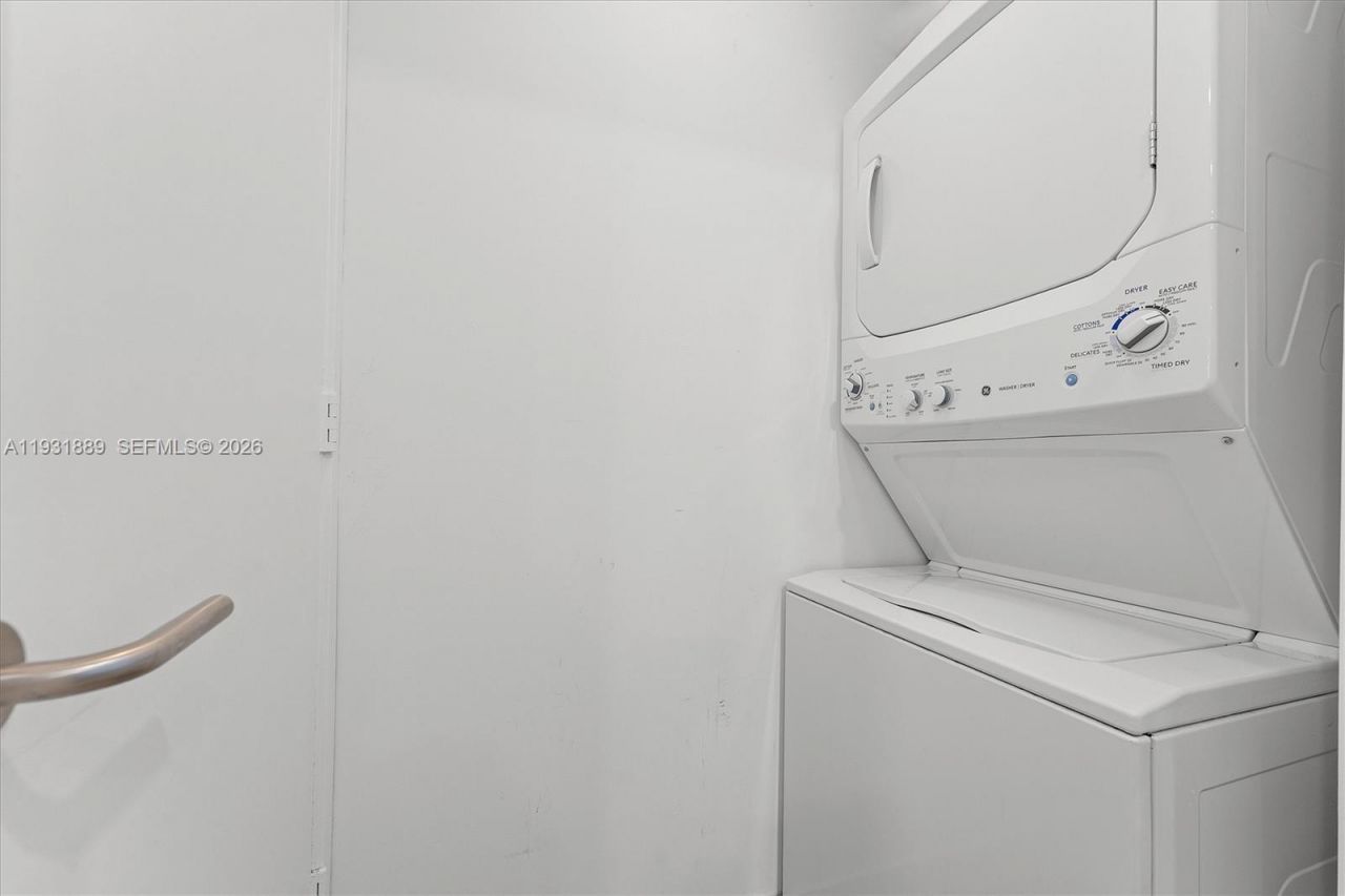 1100 S Miami Ave, Unit 4008, Miami, FL 33130 Photo