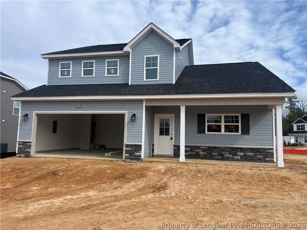 3879 BlackHills Road, Fayetteville, NC 28311