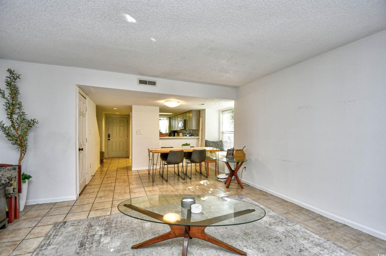 6703 Jefferson Pl. Photo 10