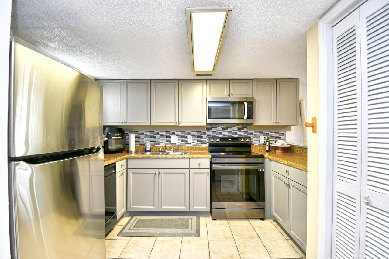 6703 Jefferson Pl. Photo 13