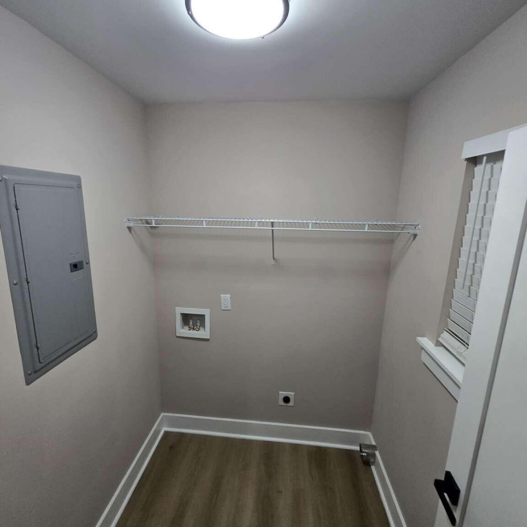 711 Rodeo Drive Photo 14