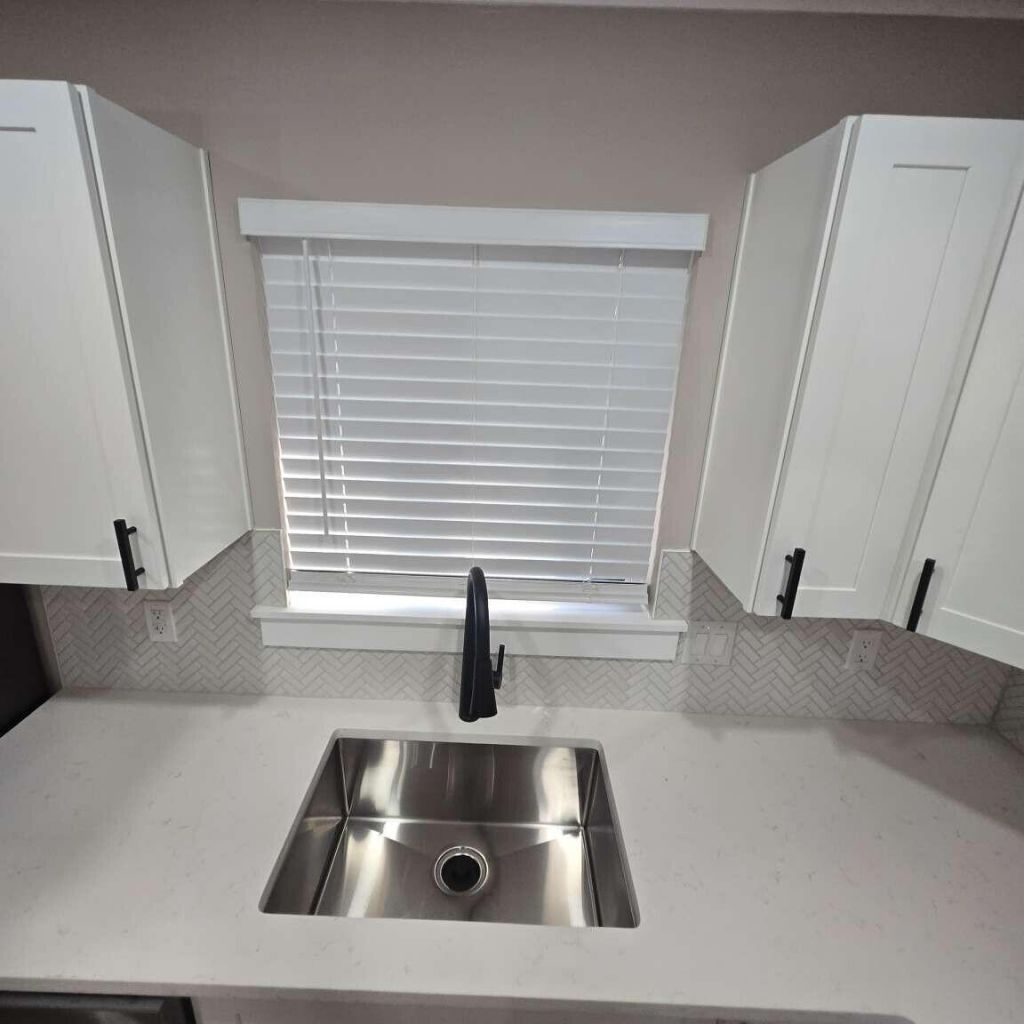 711 Rodeo Drive Photo 18