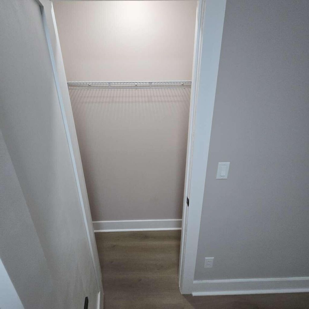 711 Rodeo Drive Photo 22