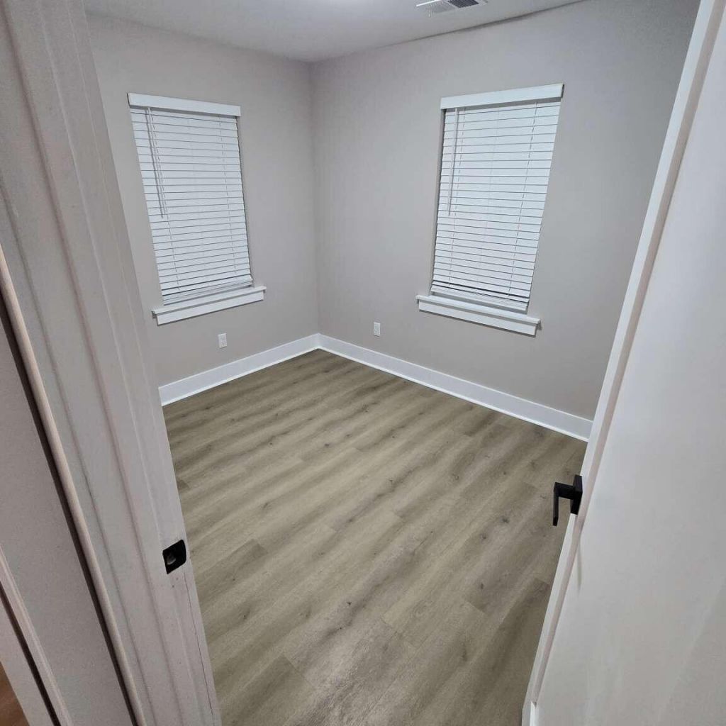 711 Rodeo Drive Photo 23