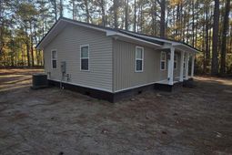 711 Rodeo Drive photo 4