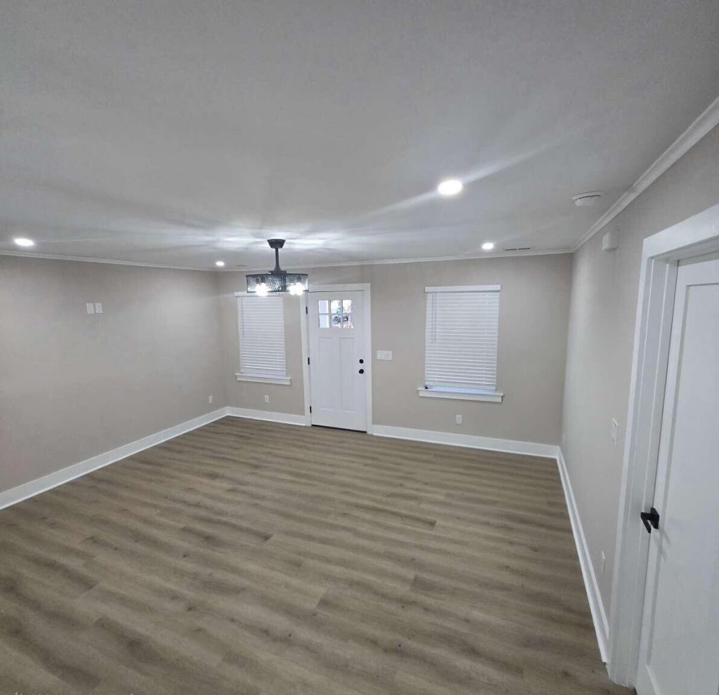 711 Rodeo Drive Photo 7