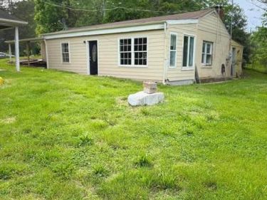 7421 LAKE DRIVE, MANASSAS, VA 20111