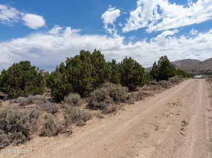 1230 Deerlodge Road, Reno, NV 89508 Photo