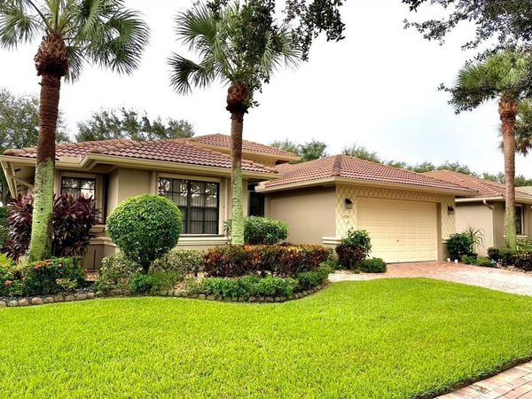 8041 E Via Grande, Boynton Beach, FL 33437