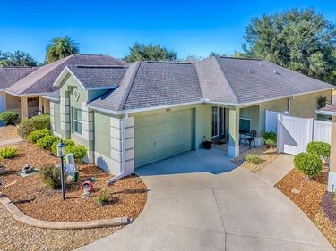 2121 ABER LANE, THE VILLAGES, FL 32163