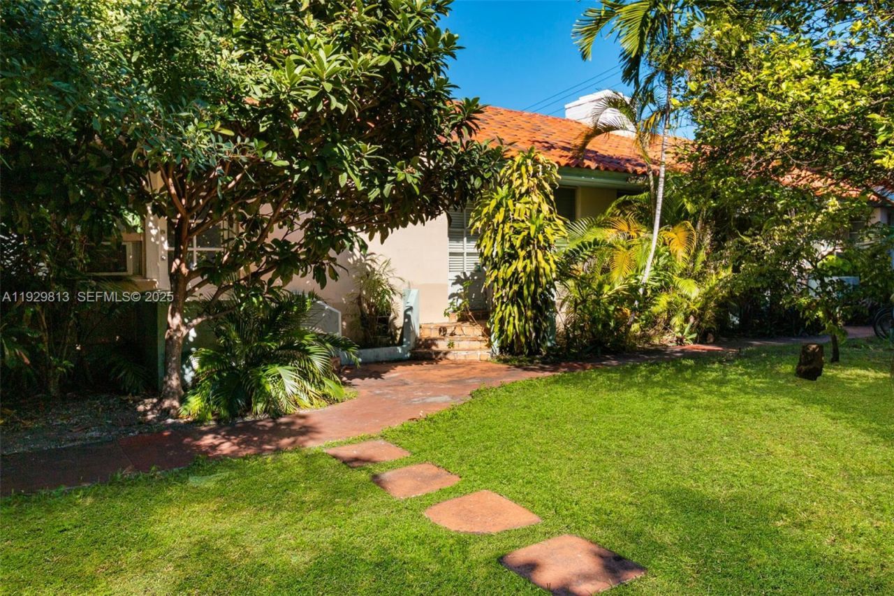 835 Alton Rd, Unit 19, Miami Beach, FL 33139 Photo