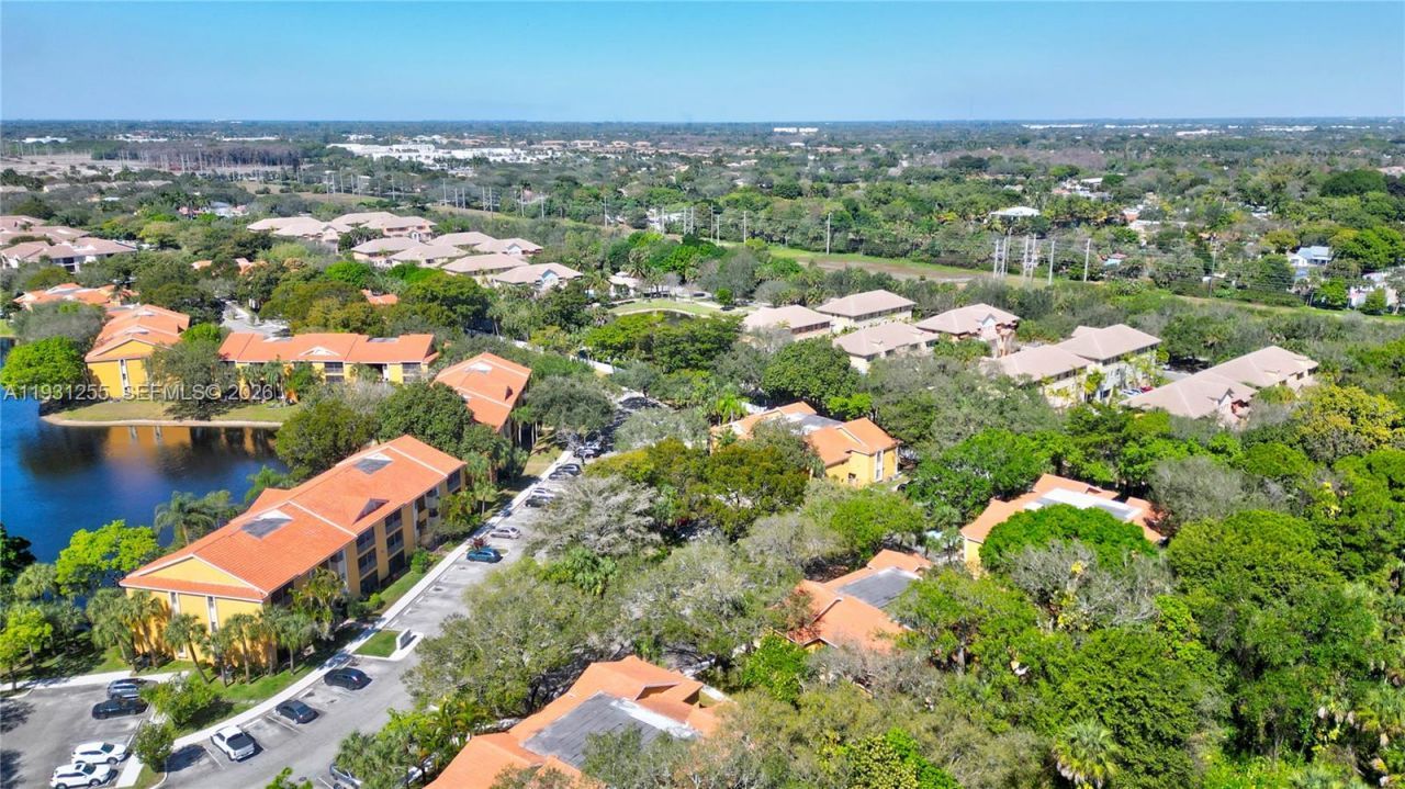 3846 Coral Tree Cir, Unit 3846, Coconut Creek, FL 33073 Photo
