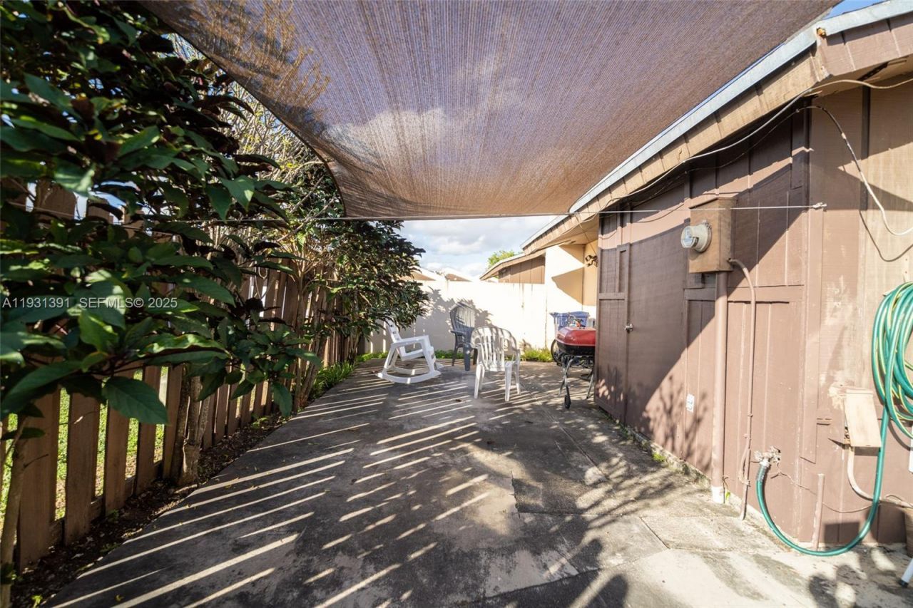 11310 SW 122nd Pl, Unit 11310, Miami, FL 33186 Photo