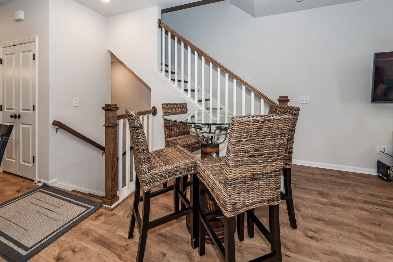 205 Harlequin Alley Photo 21