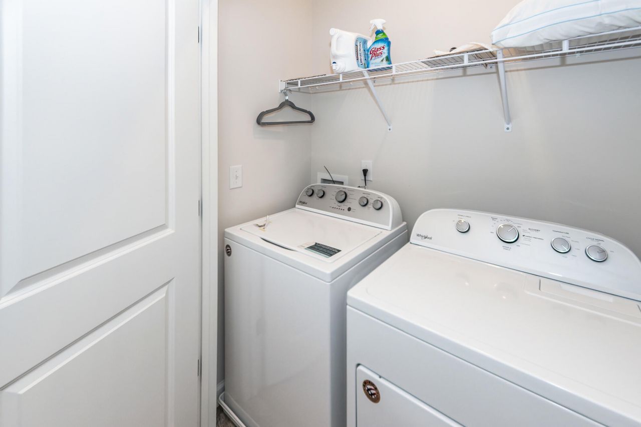 205 Harlequin Alley Photo 44