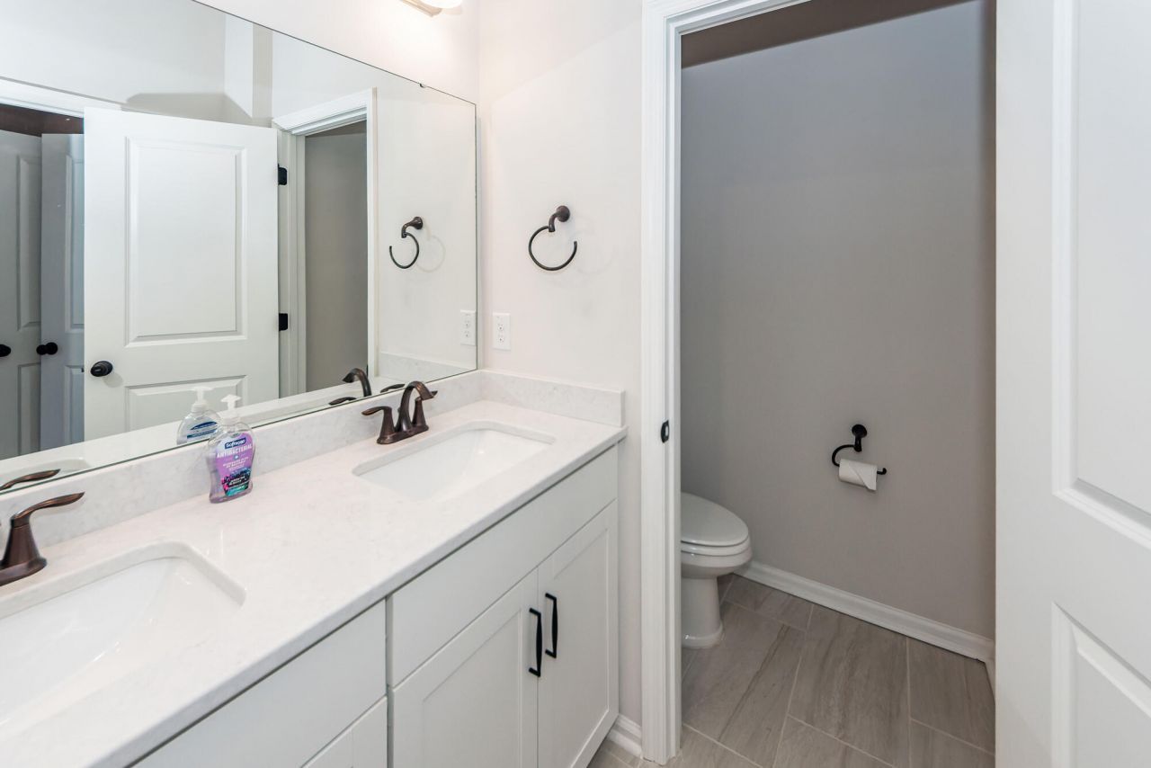 205 Harlequin Alley Photo 48