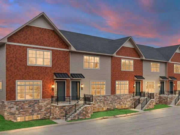 57 Sanctuary Drive, Valparaiso, IN 46385