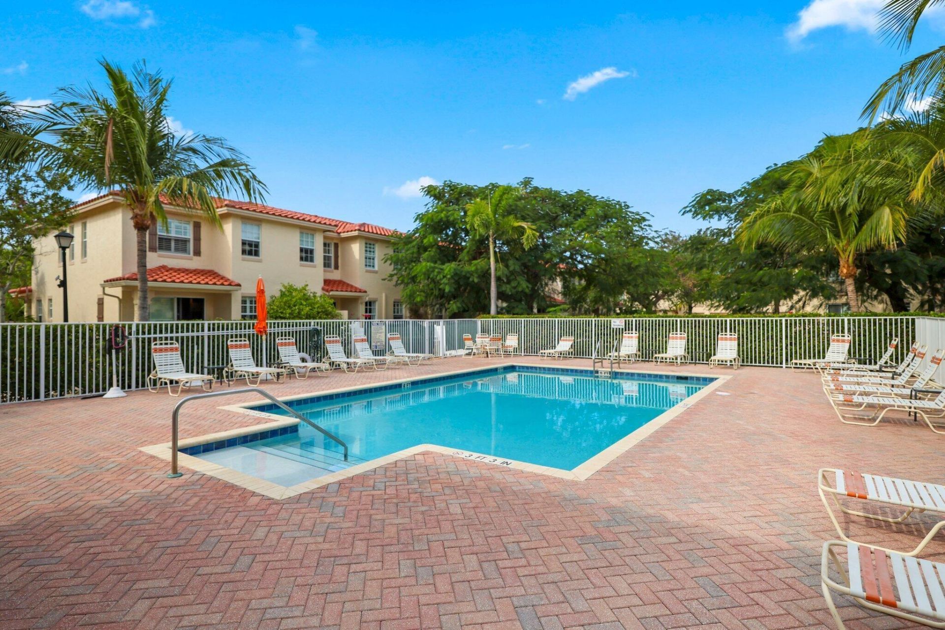 106 S Longport Circle, Unit H, Delray Beach, FL 33444 Photo