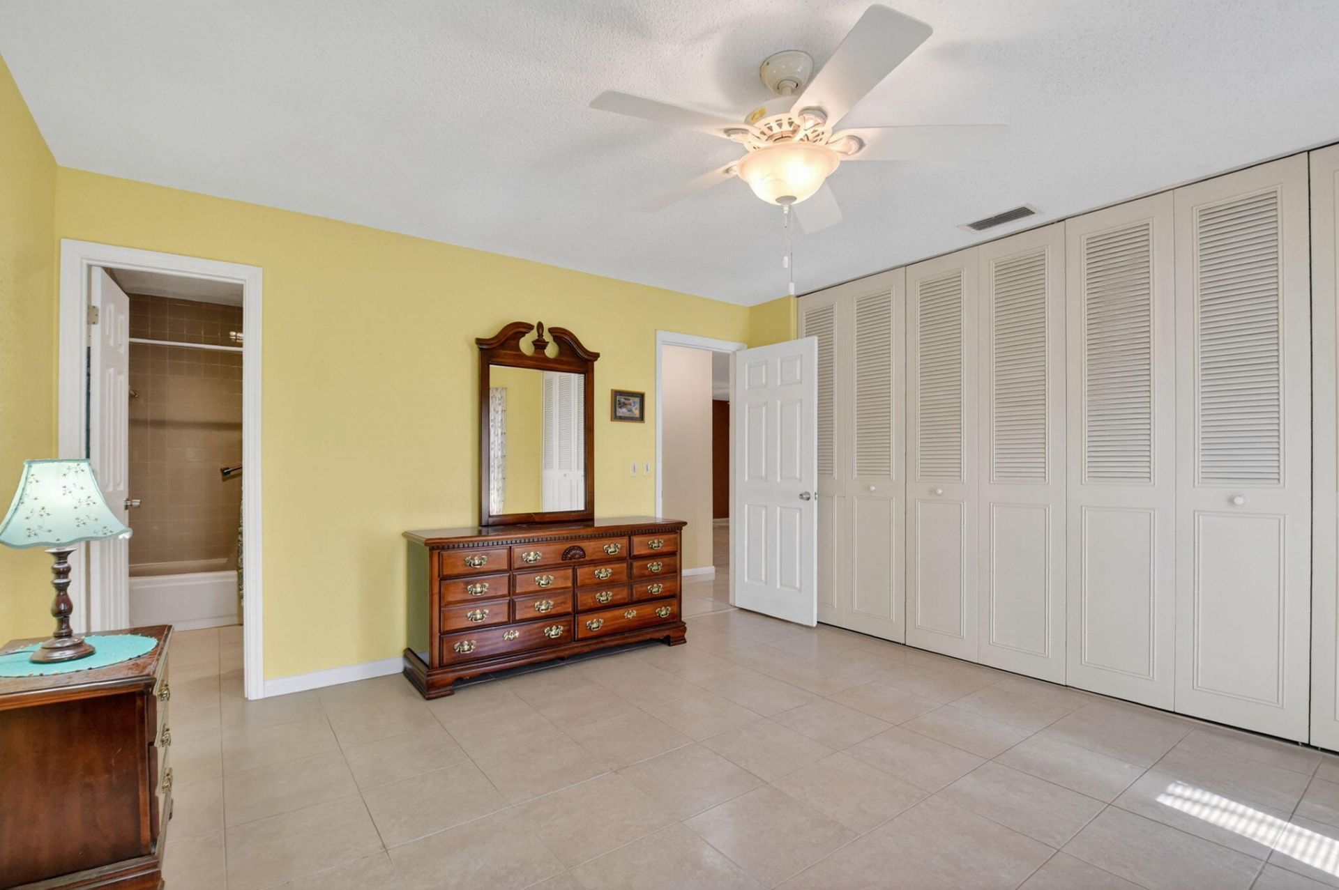 676 Laconia Circle, Unit B, Lake Worth, FL 33467 Photo