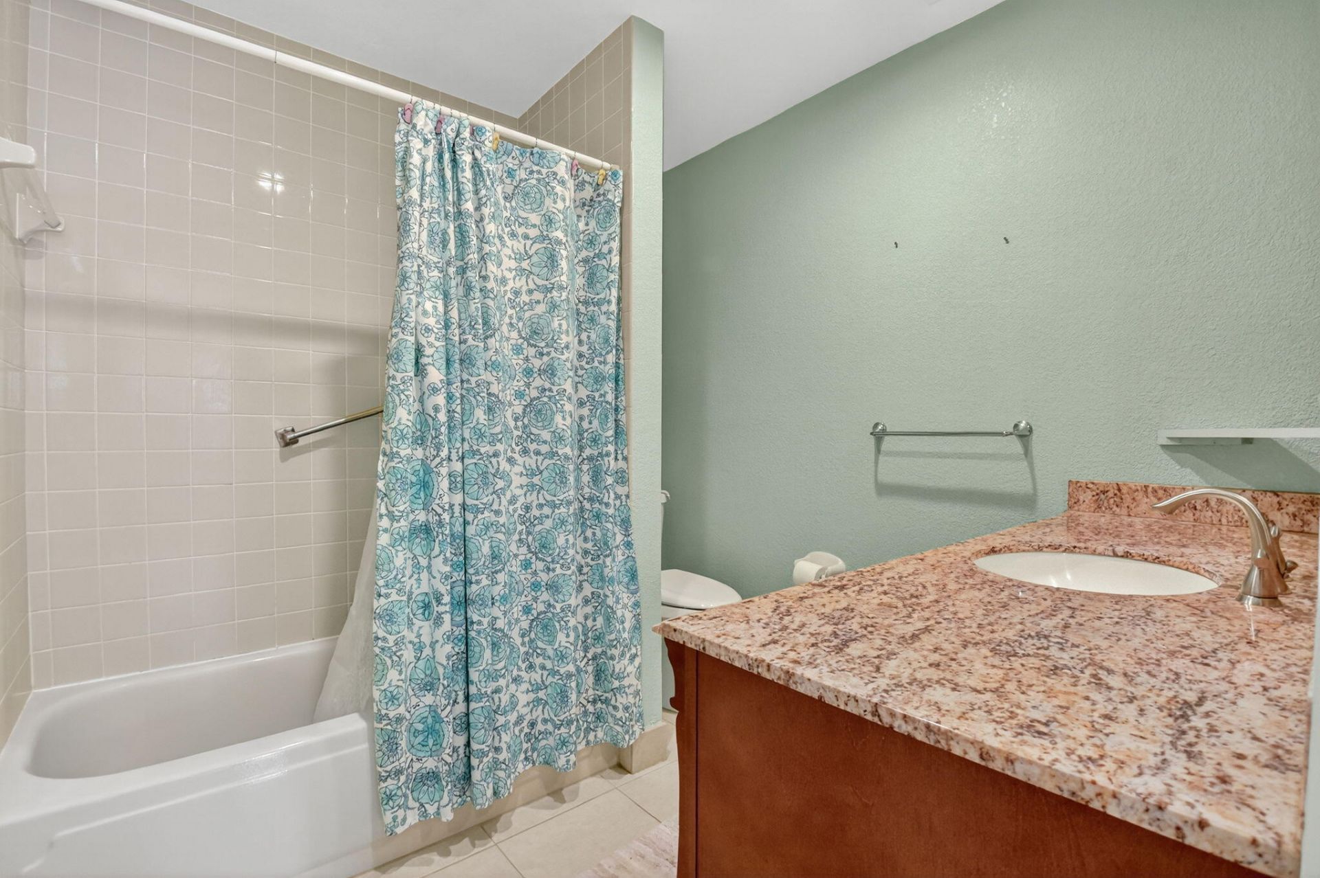676 Laconia Circle, Unit B, Lake Worth, FL 33467 Photo