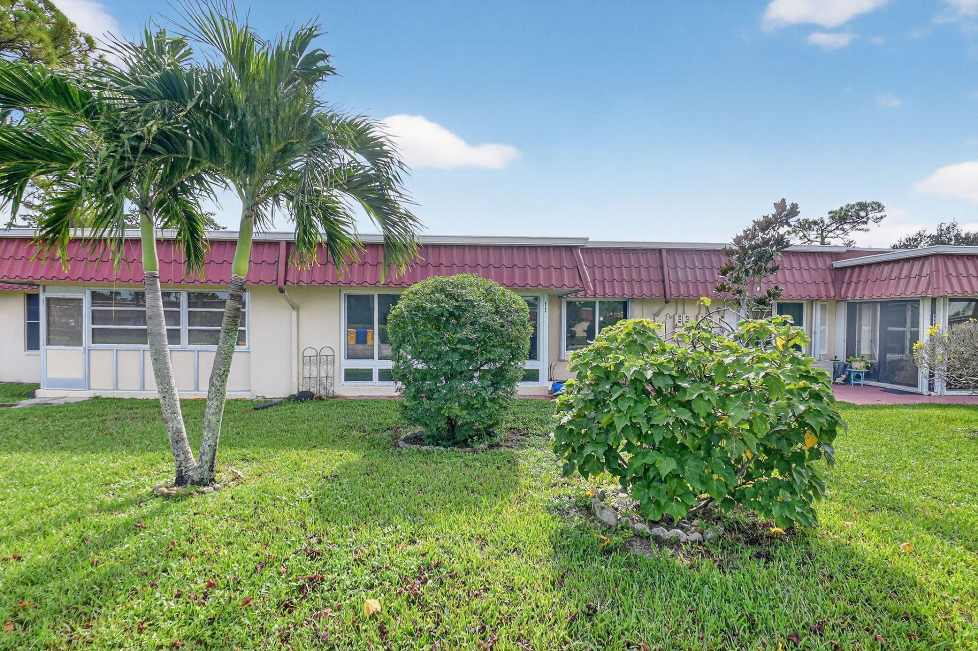 676 Laconia Circle, Unit B, Lake Worth, FL 33467 Photo