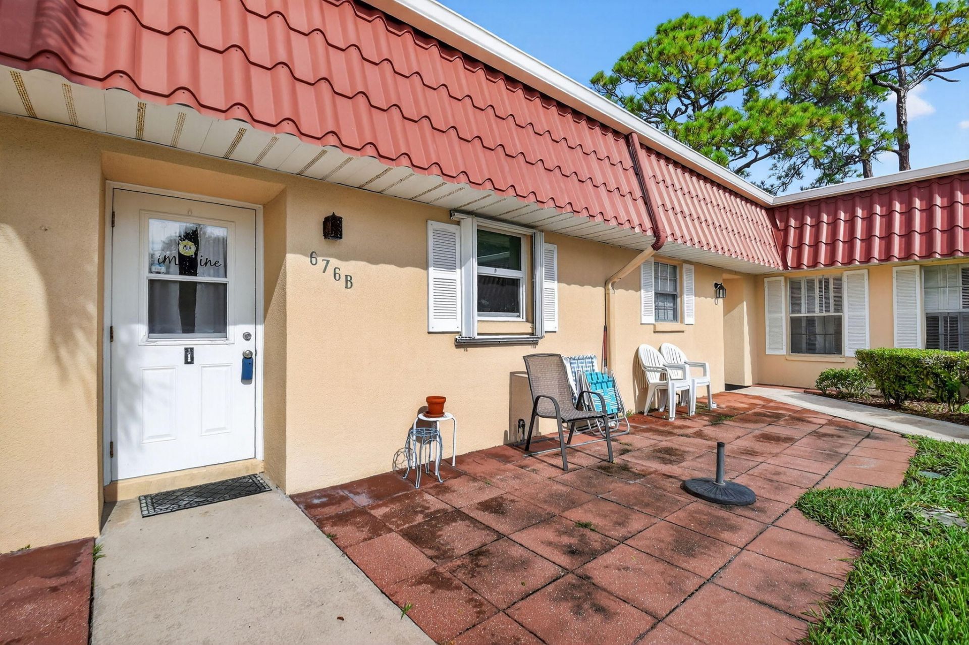 676 Laconia Circle, Unit B, Lake Worth, FL 33467 Photo