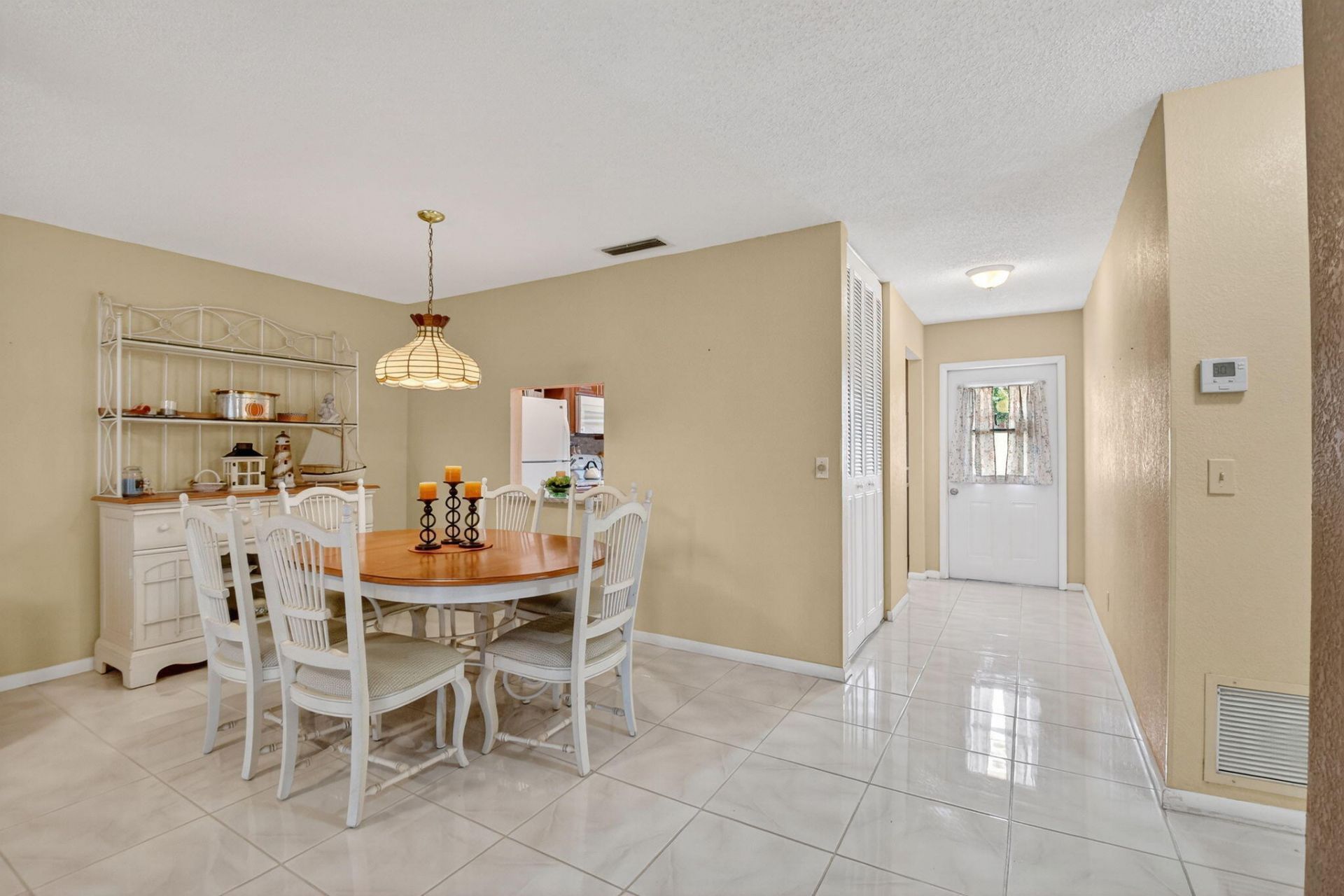 676 Laconia Circle, Unit B, Lake Worth, FL 33467 Photo