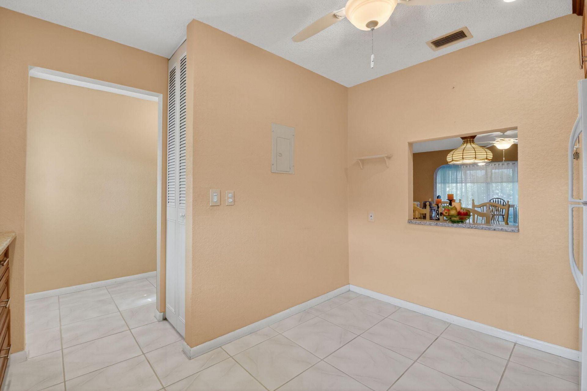 676 Laconia Circle, Unit B, Lake Worth, FL 33467 Photo