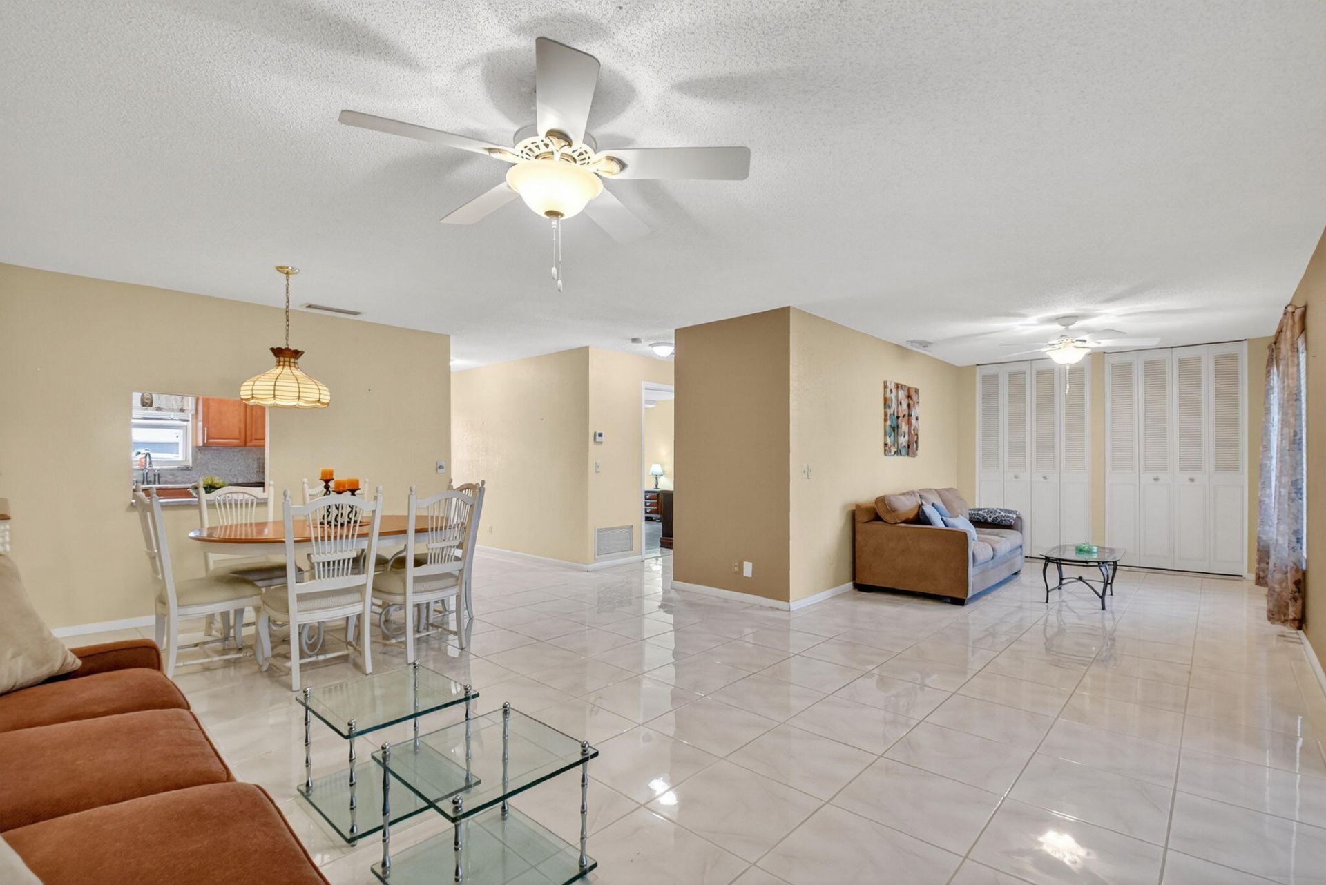 676 Laconia Circle, Unit B, Lake Worth, FL 33467 Photo