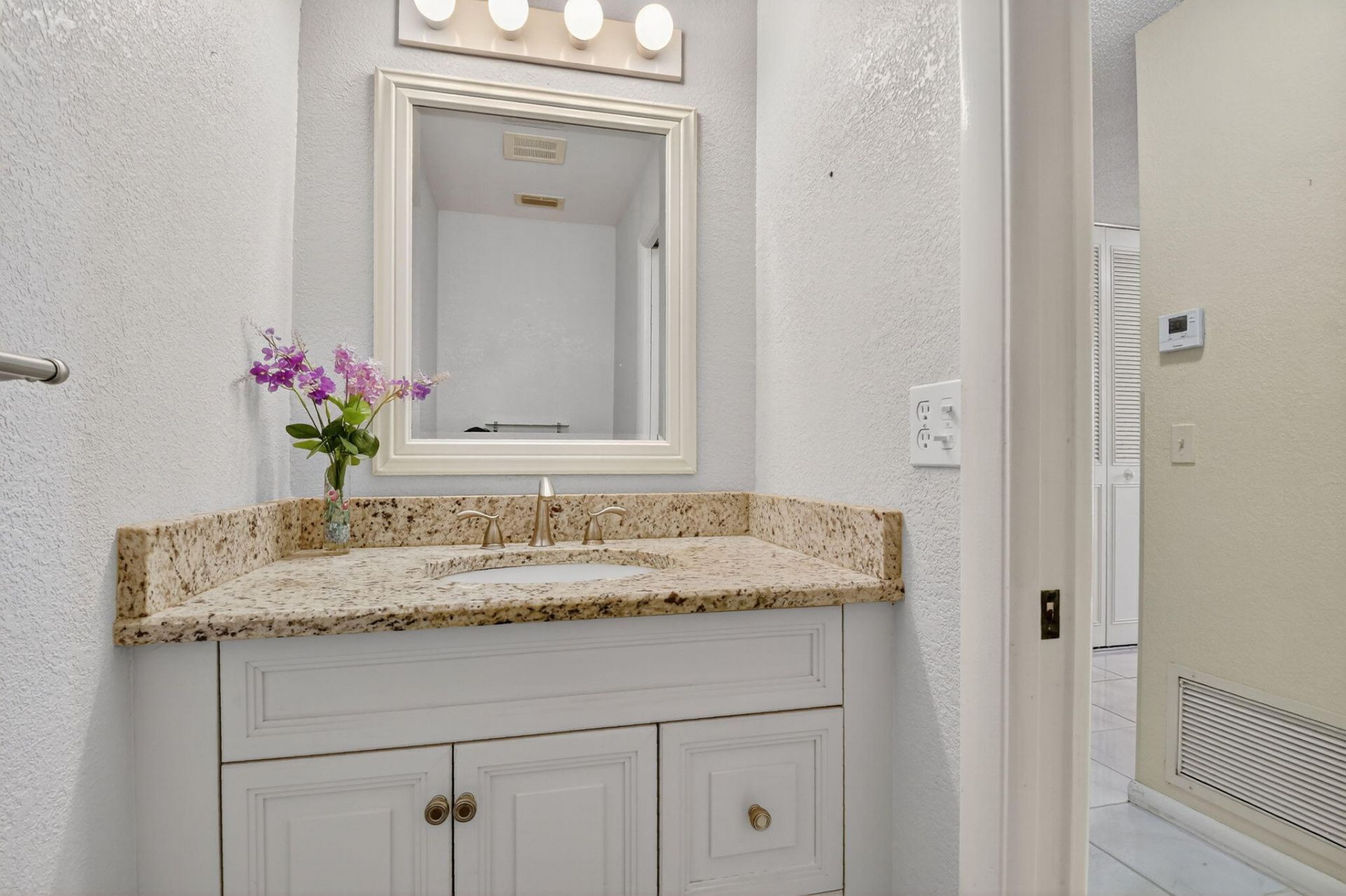 676 Laconia Circle, Unit B, Lake Worth, FL 33467 Photo