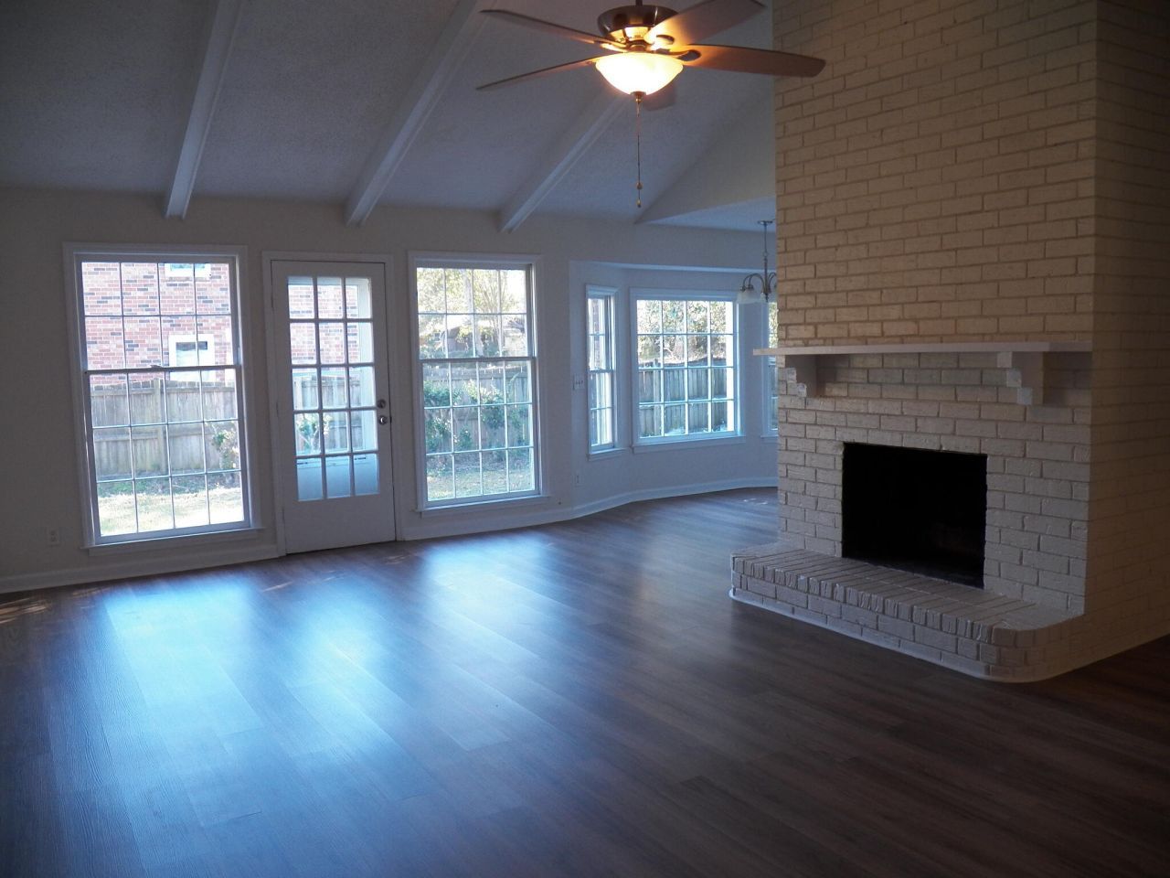 408 Bristlecone Drive Photo 9