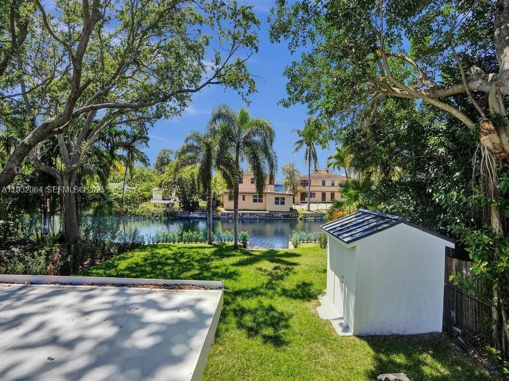 210 NE 85th St, El Portal, FL 33138 Photo