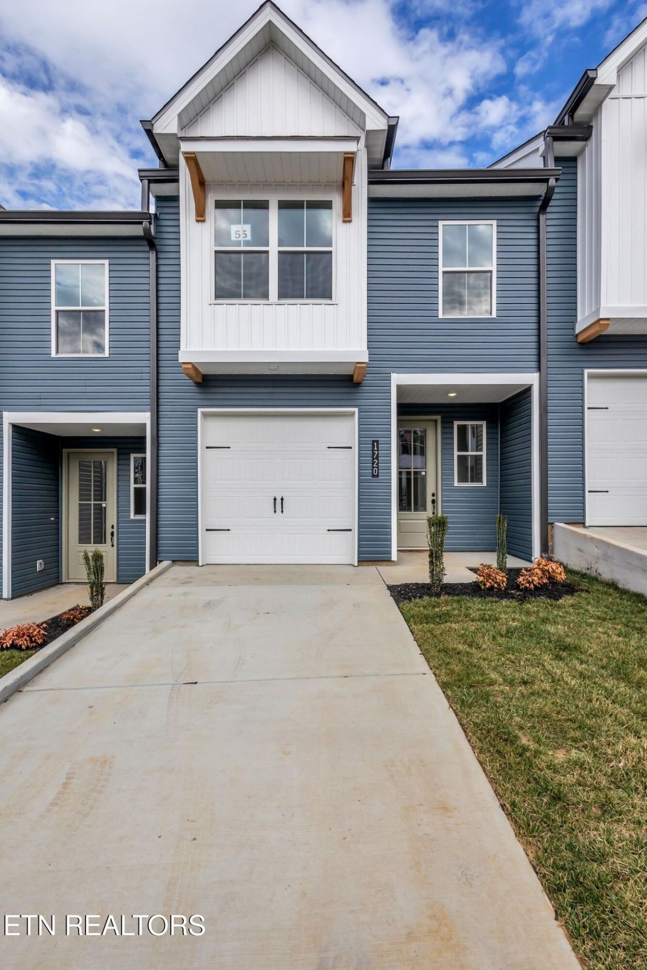 1720 Lateglow Way, Knoxville, TN 37931 Main Photo