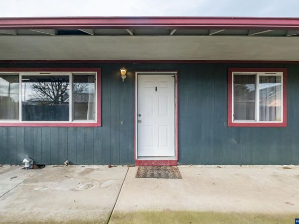 1940 17th Av SE, Albany, OR 97322