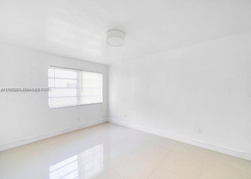 552 NE 61st St, Unit 4, Miami, FL 33137 Photo