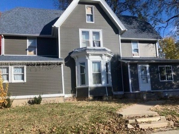 102 E 6th Street, Milledgeville, IL 61051