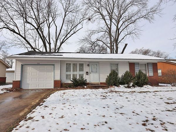 550 Ridge Avenue, Elk Grove Village, IL 60007