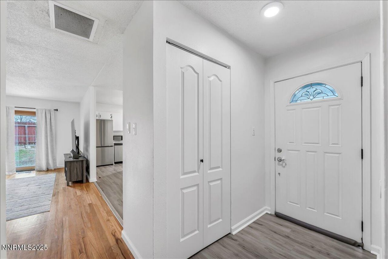 745 Akard Drive, Reno, NV 89503 Photo