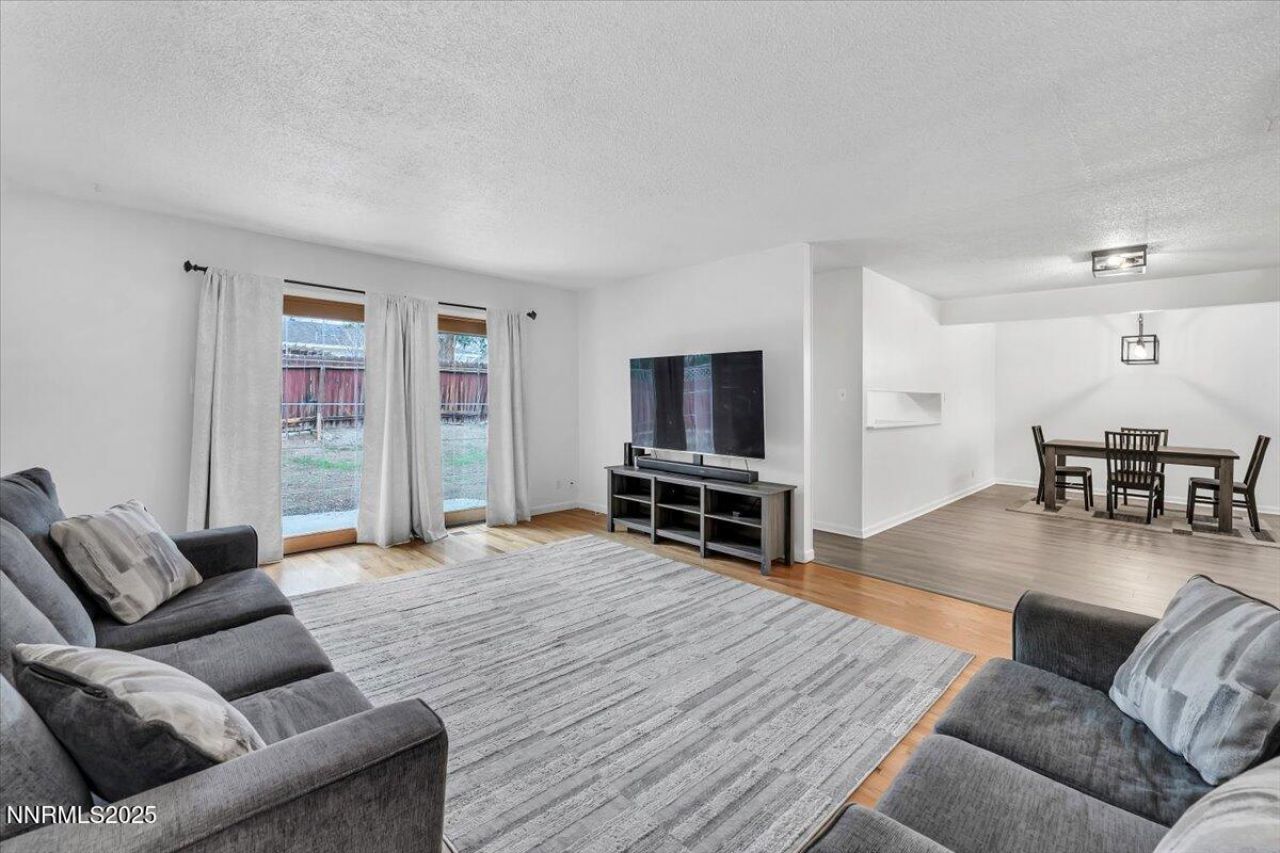 745 Akard Drive, Reno, NV 89503 Photo