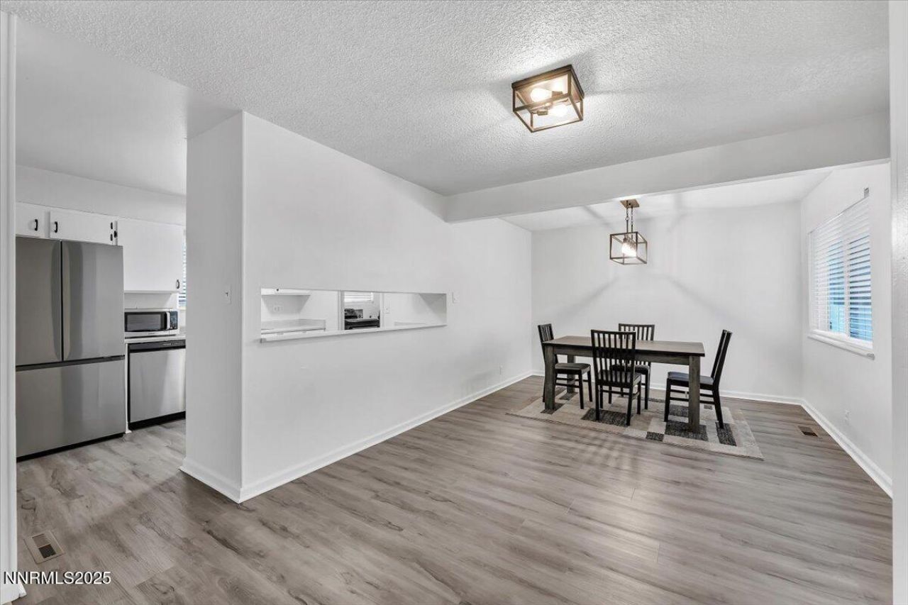 745 Akard Drive, Reno, NV 89503 Photo