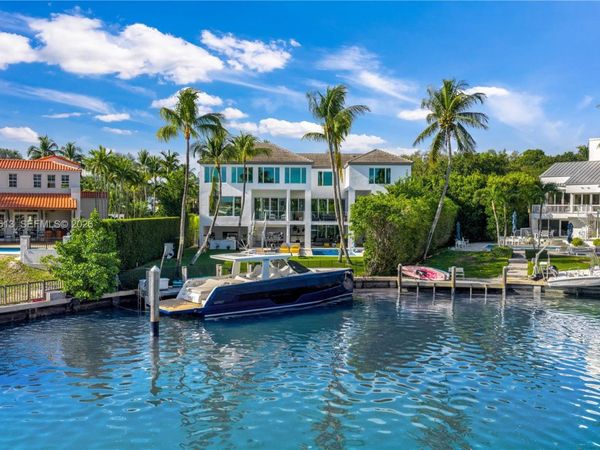 481 S Mashta Drive, Key Biscayne, FL 33149