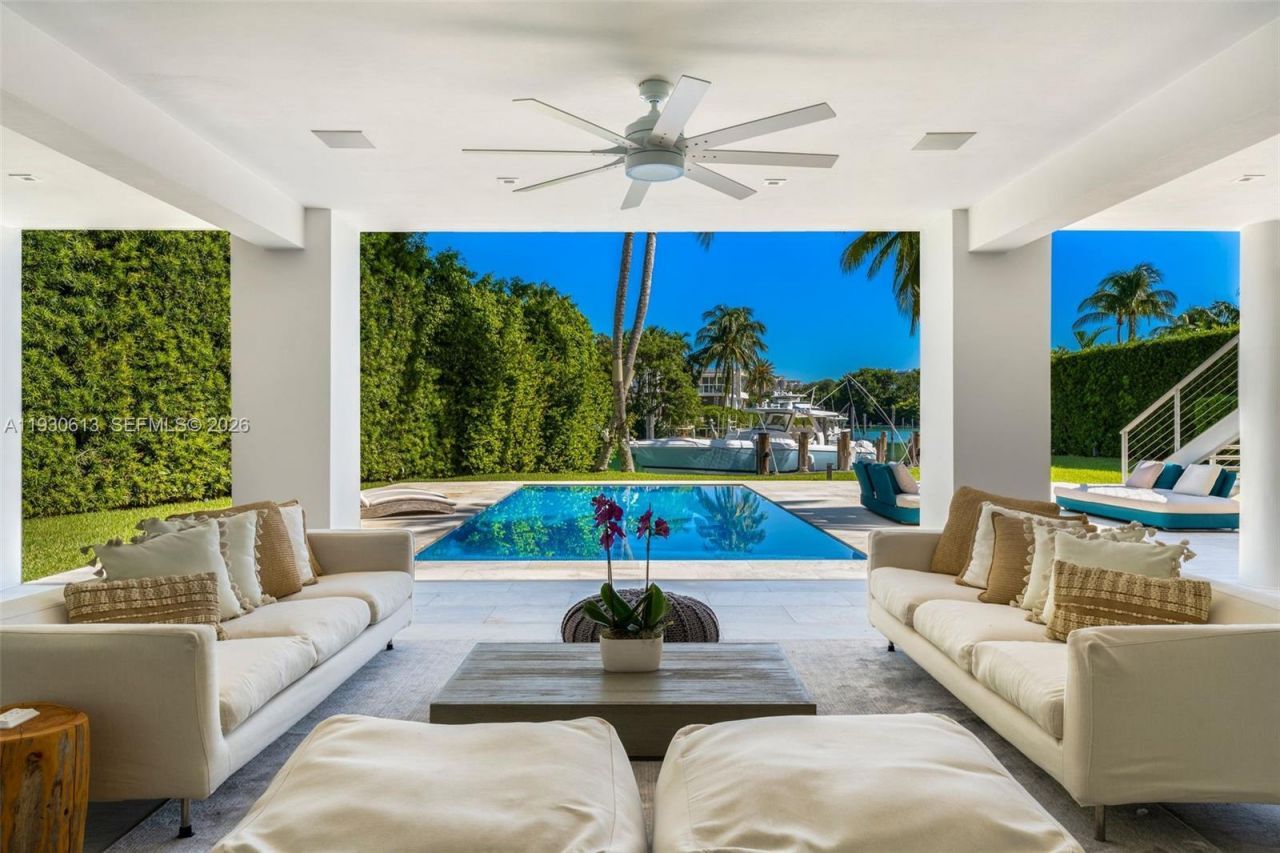 481 S Mashta Drive, Key Biscayne, FL 33149 Photo