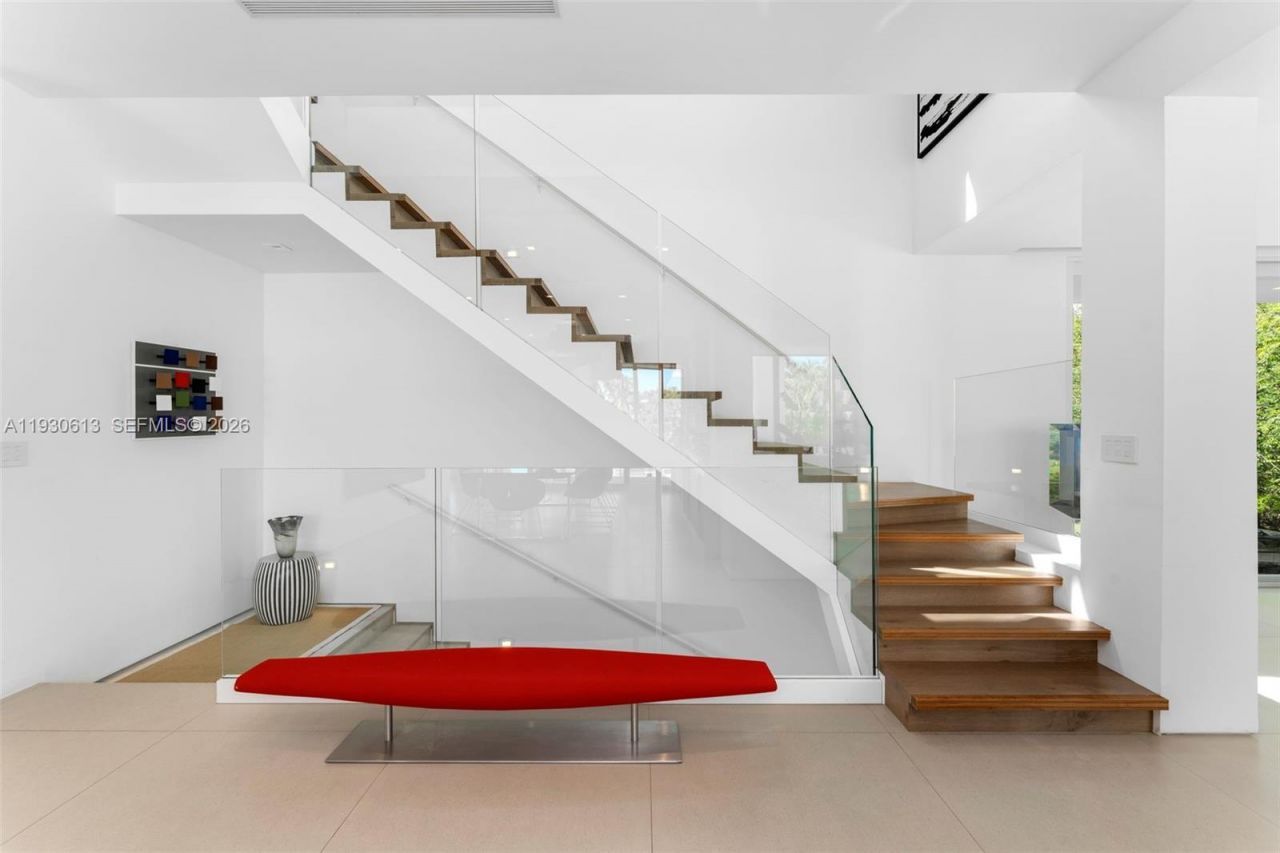 481 S Mashta Drive, Key Biscayne, FL 33149 Photo