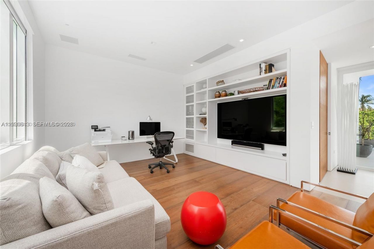 481 S Mashta Drive, Key Biscayne, FL 33149 Photo