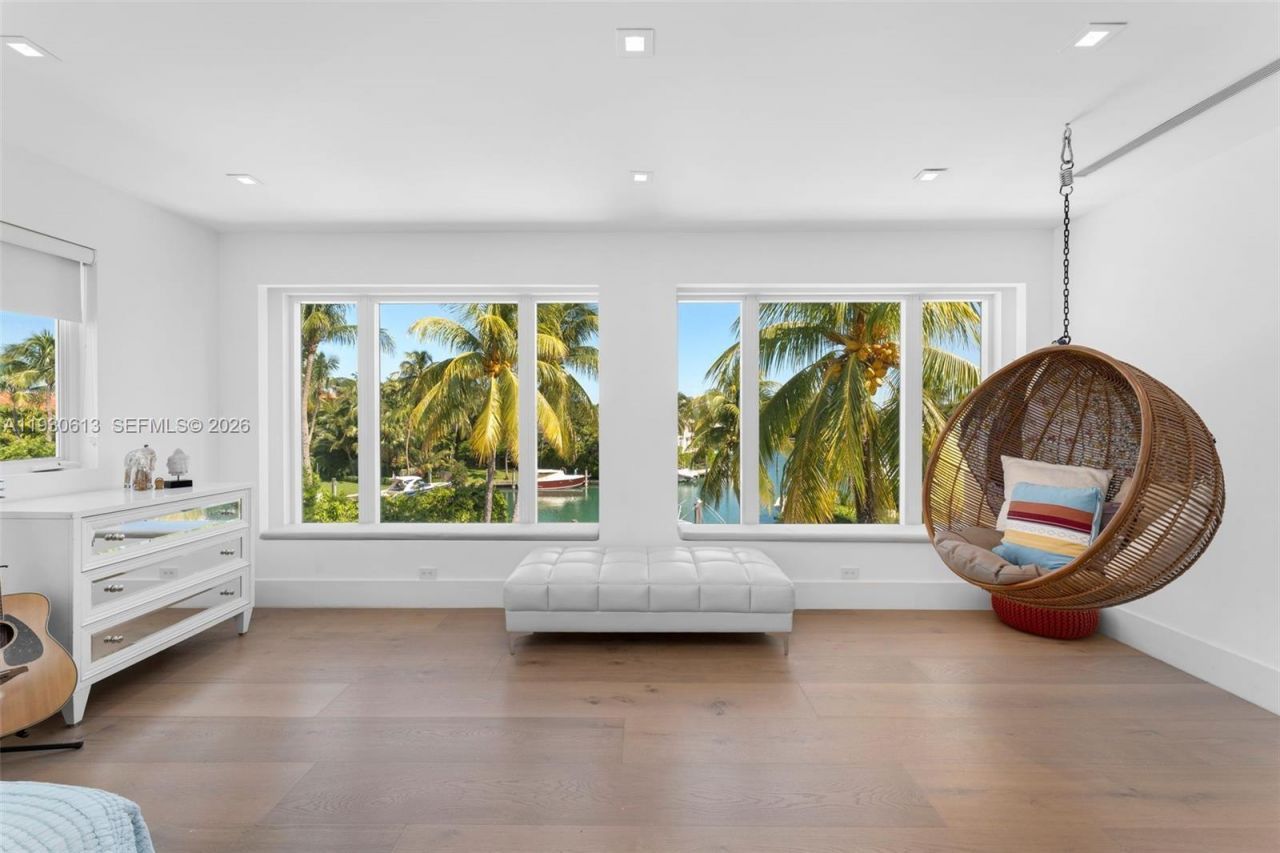 481 S Mashta Drive, Key Biscayne, FL 33149 Photo