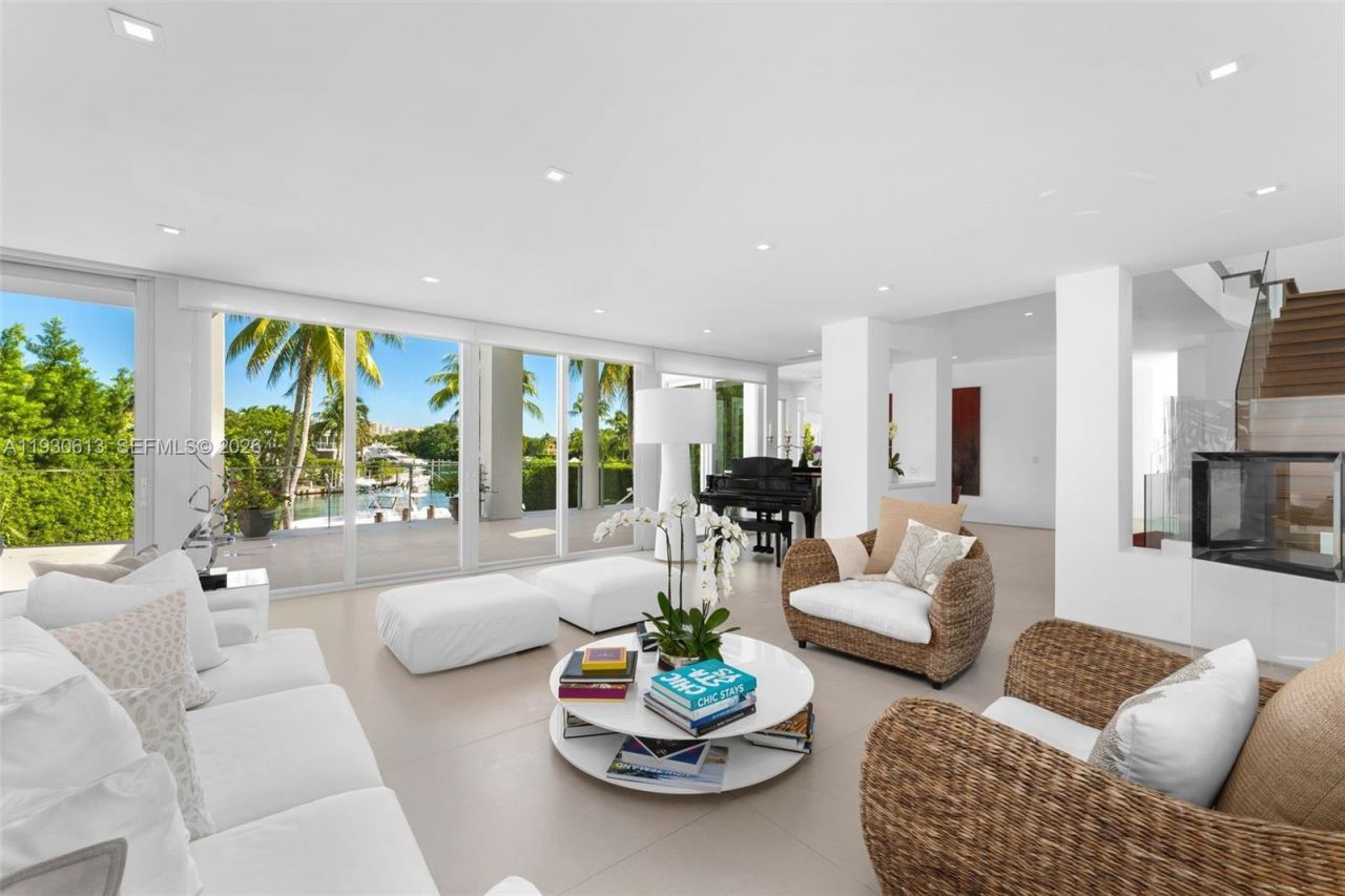 481 S Mashta Drive, Key Biscayne, FL 33149 Photo