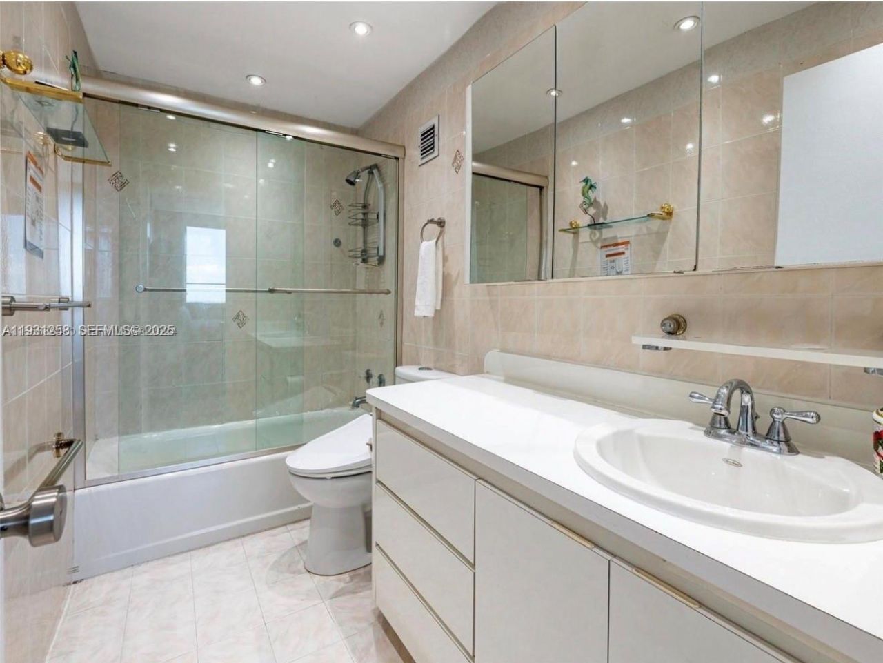 5005 Collins Ave , Unit 1506, Miami Beach, FL 33140 Photo