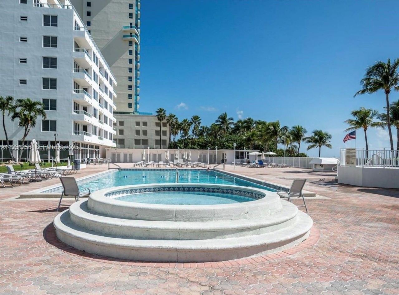 5005 Collins Ave , Unit 1506, Miami Beach, FL 33140 Photo